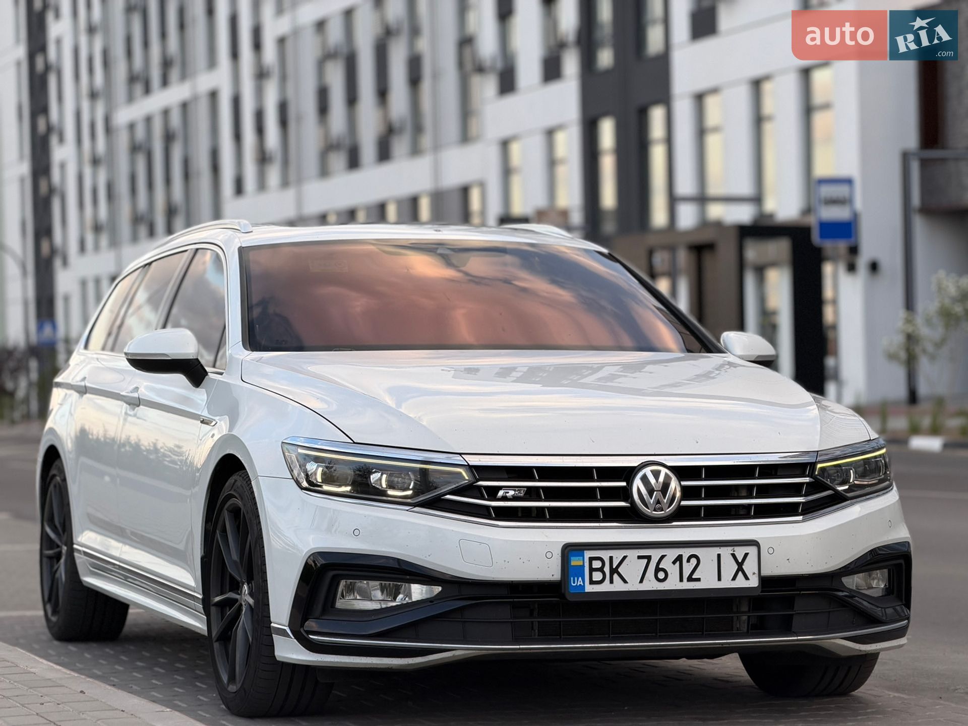 VOLKSWAGEN PASSAT 2019