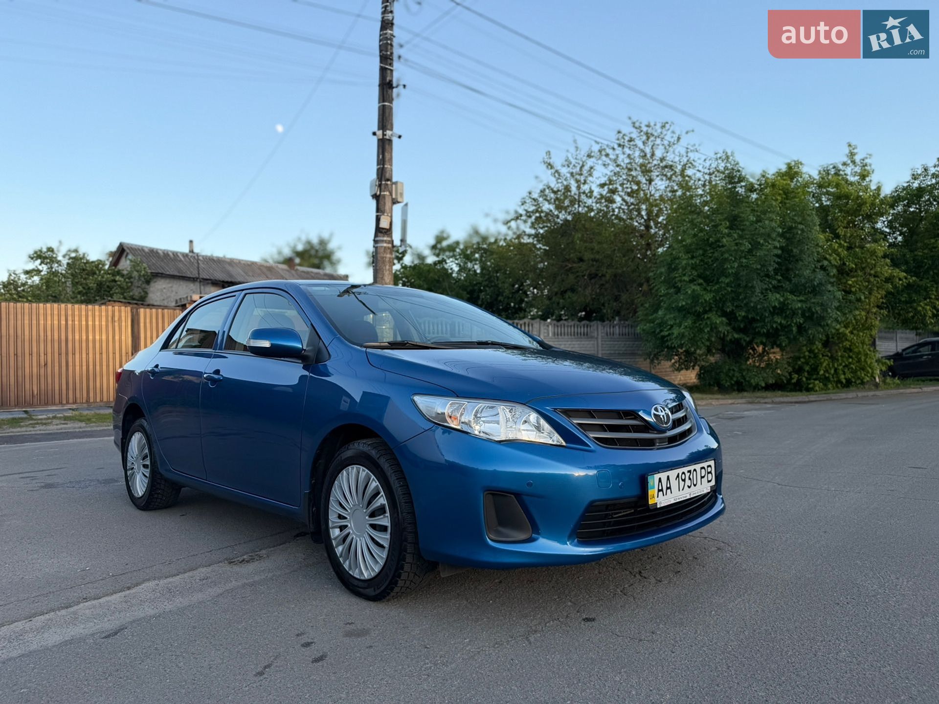TOYOTA COROLLA 2011