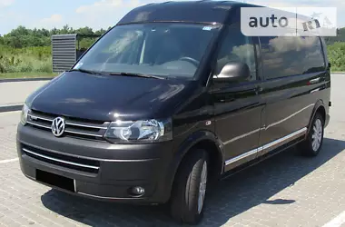 Volkswagen Transporter 2015 - пробег 230 тыс. км