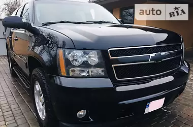 Chevrolet Suburban  2012 - пробіг 320 тис. км