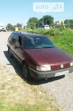 Volkswagen Passat 1991 - пробег 300 тыс. км