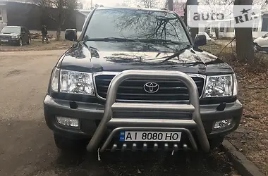 Toyota Land Cruiser VX 2001 - пробег 350 тыс. км