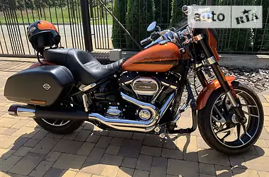 Harley-Davidson Sport Glide Sport Glide 2019 - пробег 10 тыс. км