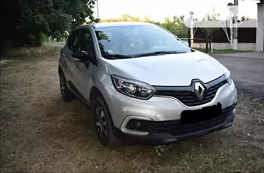 Renault Captur 2017 - пробіг 185 тис. км