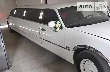 Lincoln Town Car 1999 - пробег 166 тыс. км