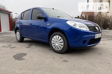 Dacia Sandero 2009 - пробіг 200 тис. км