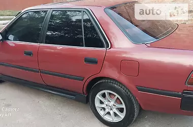 Toyota Carina XLI 1991 - пробіг 345 тис. км