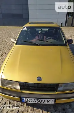Opel Vectra 1990 - пробіг 300 тис. км