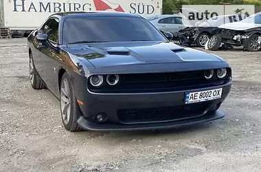 Dodge Challenger 6.4 2017 - пробег 116 тыс. км