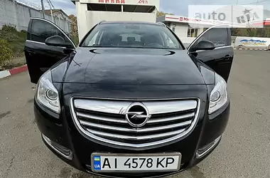 Opel Insignia 2012 - пробіг 178 тис. км