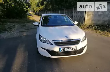 Peugeot 308  2015 - пробіг 187 тис. км