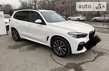 BMW X5 40i 2020 - пробіг 6 тис. км