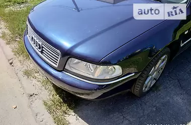 Audi A8 1999 - пробіг 360 тис. км