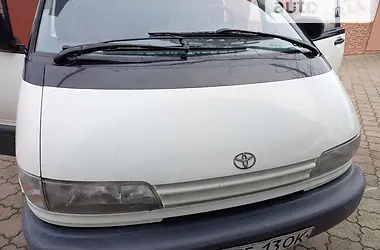 Toyota Previa 1992 - пробіг 233 тис. км