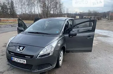 Peugeot 5008 2009 - пробіг 300 тис. км