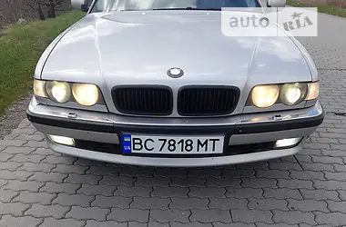 BMW 7 Series 2000 - пробег 520 тыс. км