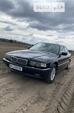 BMW 7 Series 1999 - пробег 330 тыс. км