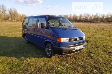 Volkswagen Transporter 2000 - пробіг 450 тис. км