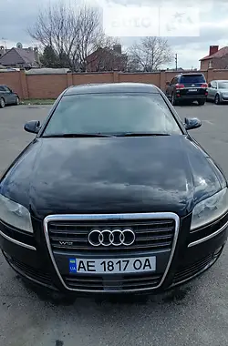 Audi A8 2004 - пробіг 175 тис. км