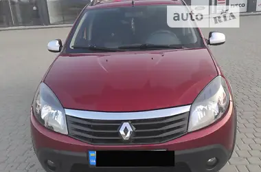 Renault Sandero 2012 - пробег 167 тыс. км