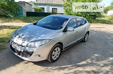 Renault Megane 2011 - пробіг 264 тис. км