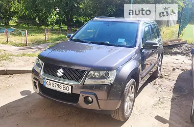 Suzuki Grand Vitara 2008 - пробег 200 тыс. км