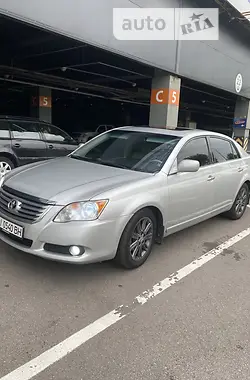 Toyota Avalon Limited 2008 - пробіг 300 тис. км