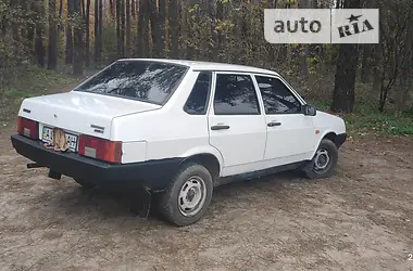 ВАЗ / Lada 21099 2006 - пробіг 230 тис. км