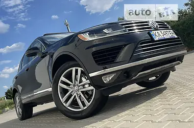 Volkswagen Touareg 2015 - пробіг 123 тис. км