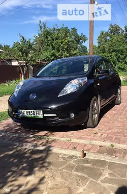 Nissan Leaf 2015 - пробіг 45 тис. км