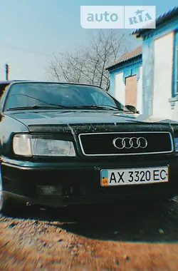 Audi 100 1993 - пробег 350 тыс. км