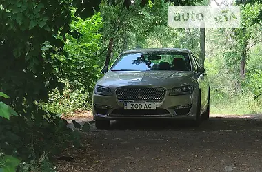 Lincoln MKZ 2016 - пробіг 61 тис. км