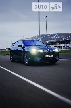 BMW iX 2021 - пробег 29 тыс. км