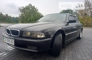 BMW 7 Series 1997 - пробег 300 тыс. км