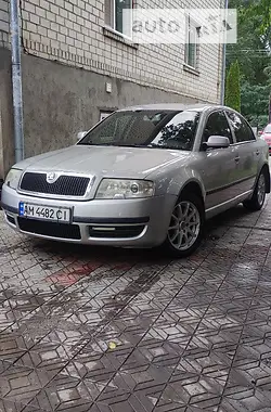 Skoda Superb 2003 - пробег 260 тыс. км