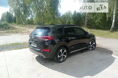 Hyundai Tucson 2017 - пробіг 120 тис. км