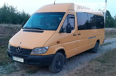 Mercedes-Benz Sprinter 2004 - пробіг 650 тис. км