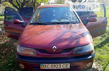Renault Laguna 2001 - пробег 250 тыс. км