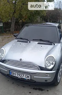 MINI Hatch  2004 - пробег 253 тыс. км