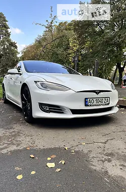 Tesla Model S 75 2016 - пробіг 111 тис. км