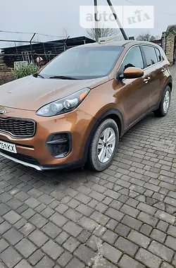 Kia Sportage 2016 - пробег 180 тыс. км