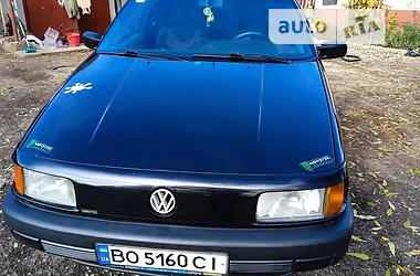 Volkswagen Passat 1989 - пробег 316 тыс. км