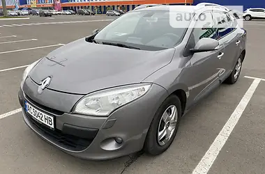 Renault Megane 2010 - пробіг 236 тис. км