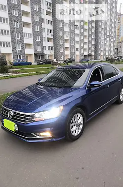 Volkswagen Passat SE 2016 - пробіг 117 тис. км