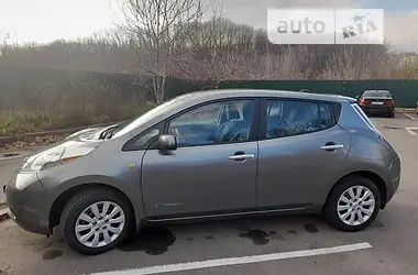 Nissan Leaf 2014 - пробіг 110 тис. км