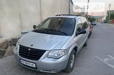 Chrysler Grand Voyager 2007 - пробег 350 тыс. км