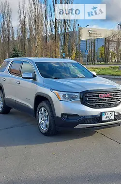 GMC Acadia SLE 2017 - пробег 110 тыс. км