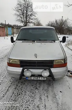 Dodge Caravan 5 1986 - пробег 300 тыс. км