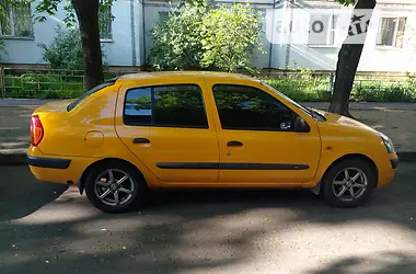 Renault Clio Symbol 2003 - пробіг 370 тис. км