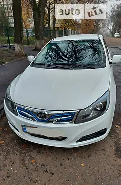 BYD E5 E 5 2016 - пробег 99 тыс. км